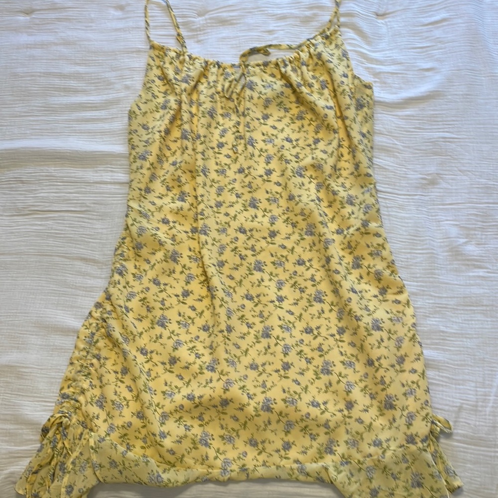 Forever 21 floral mini dress
